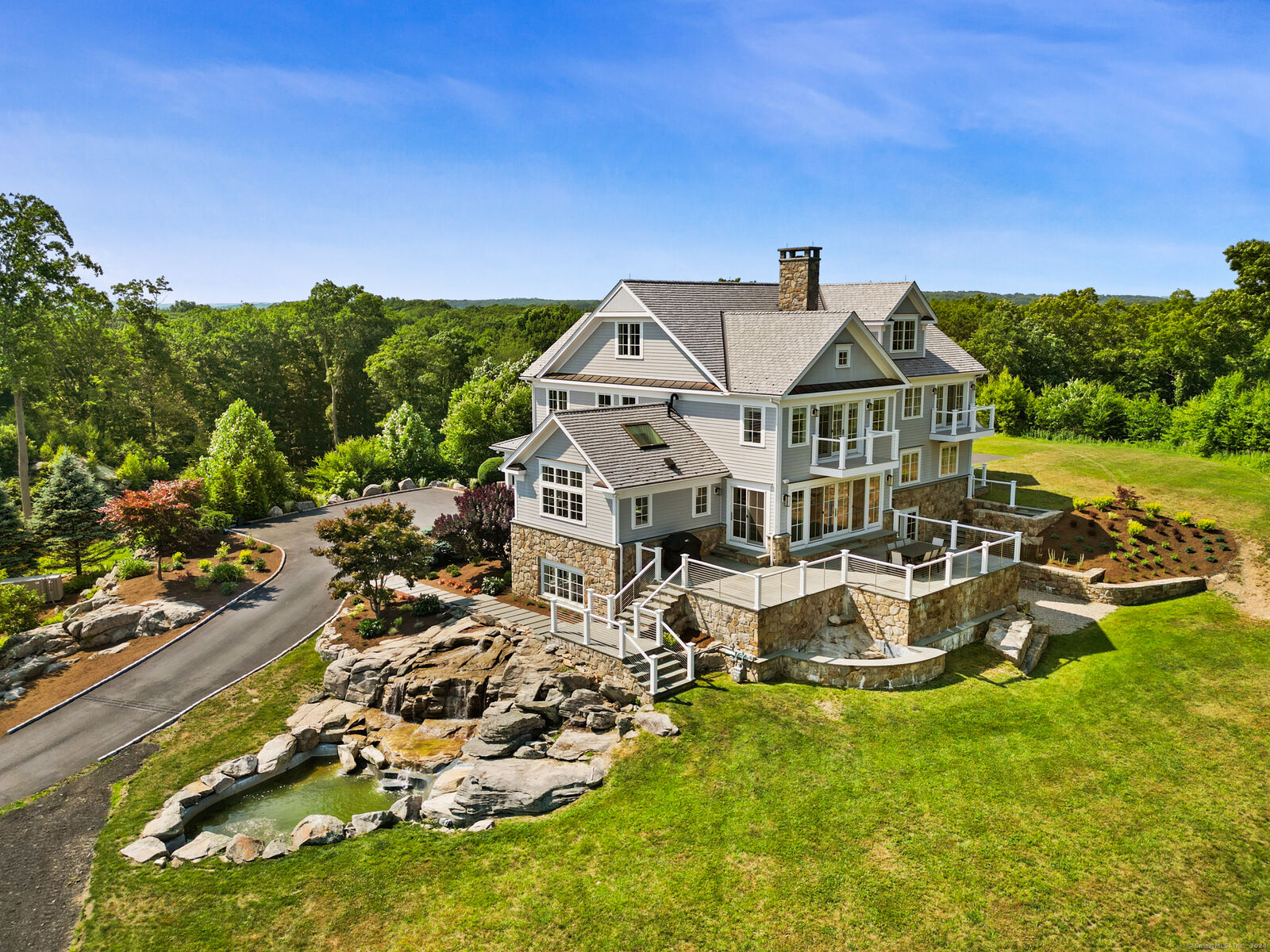 Property Photo: 29 Rogues Ridge CT 06883