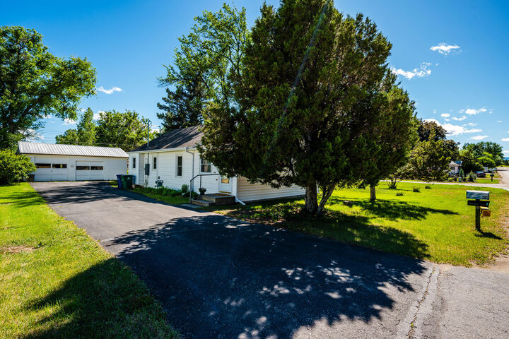 Property Photo:  580 Huntington Street  WY 82801 