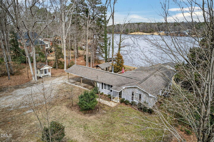 Property Photo:  2544 Holiday Avenue  NC 27597 