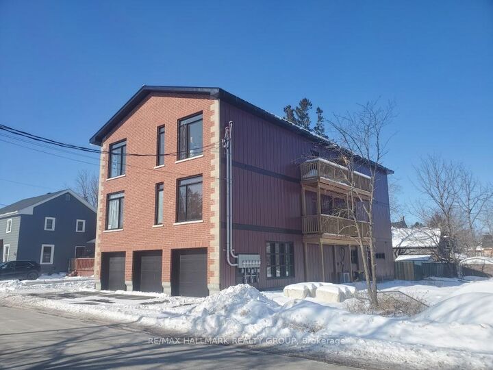 Property Photo: 117 Drummond Street W ON K0G 1N0