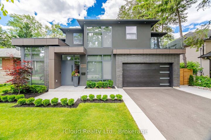 Property Photo: 1590 Kenmuir Avenue ON L5G 4B5