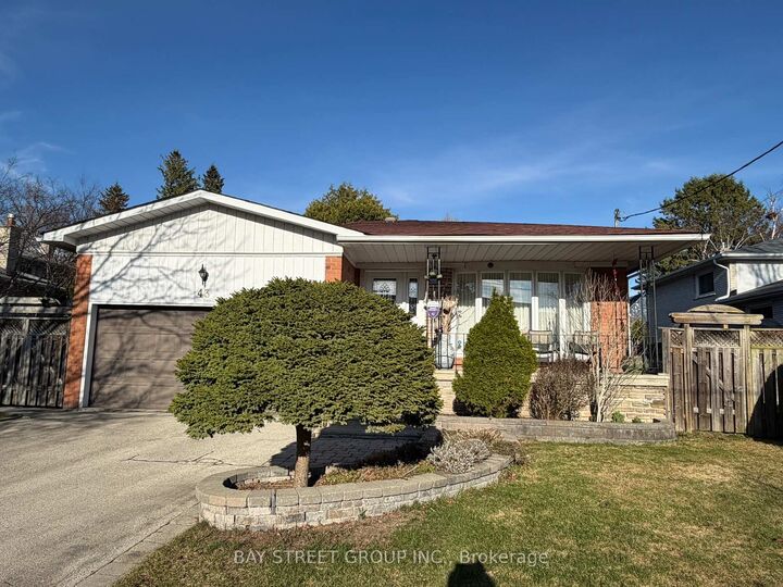 Property Photo: 43 Appian Drive ON M2J 2P8