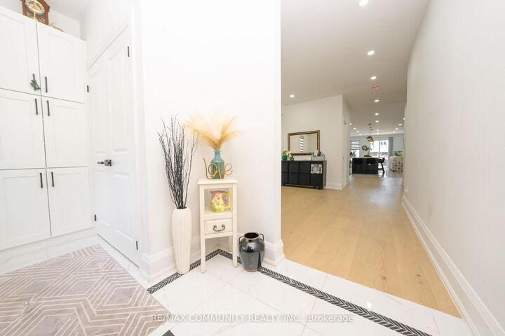 Property Photo:  75A Kitchener Road  ON M1E 2X6 