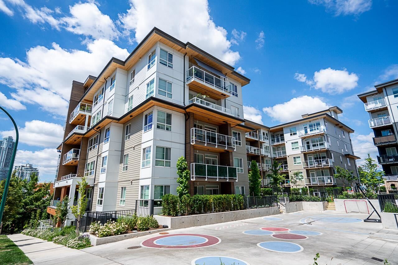 Property Photo:  723 Grover Avenue 302  BC V3J 0L9 