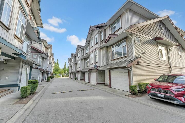 Property Photo: 12585 72 Avenue 48 BC V3W 1R9