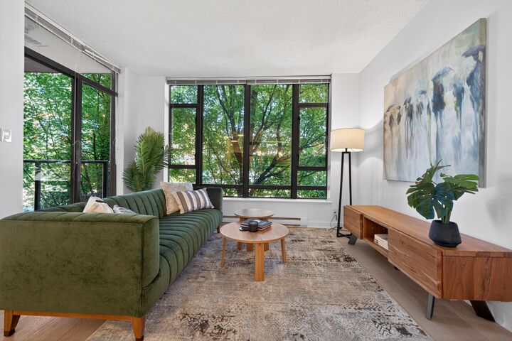 Property Photo: 7362 Elmbridge Way 202 BC V6X 0A6