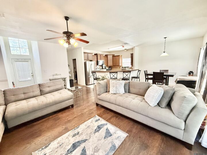 Property Photo: 25960 Bronzewood St LA 70726