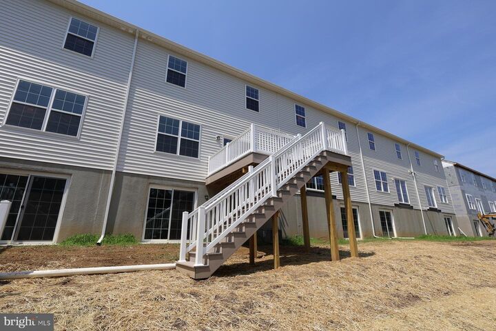 Property Photo:  2448 Spring Water Circle  PA 17601 