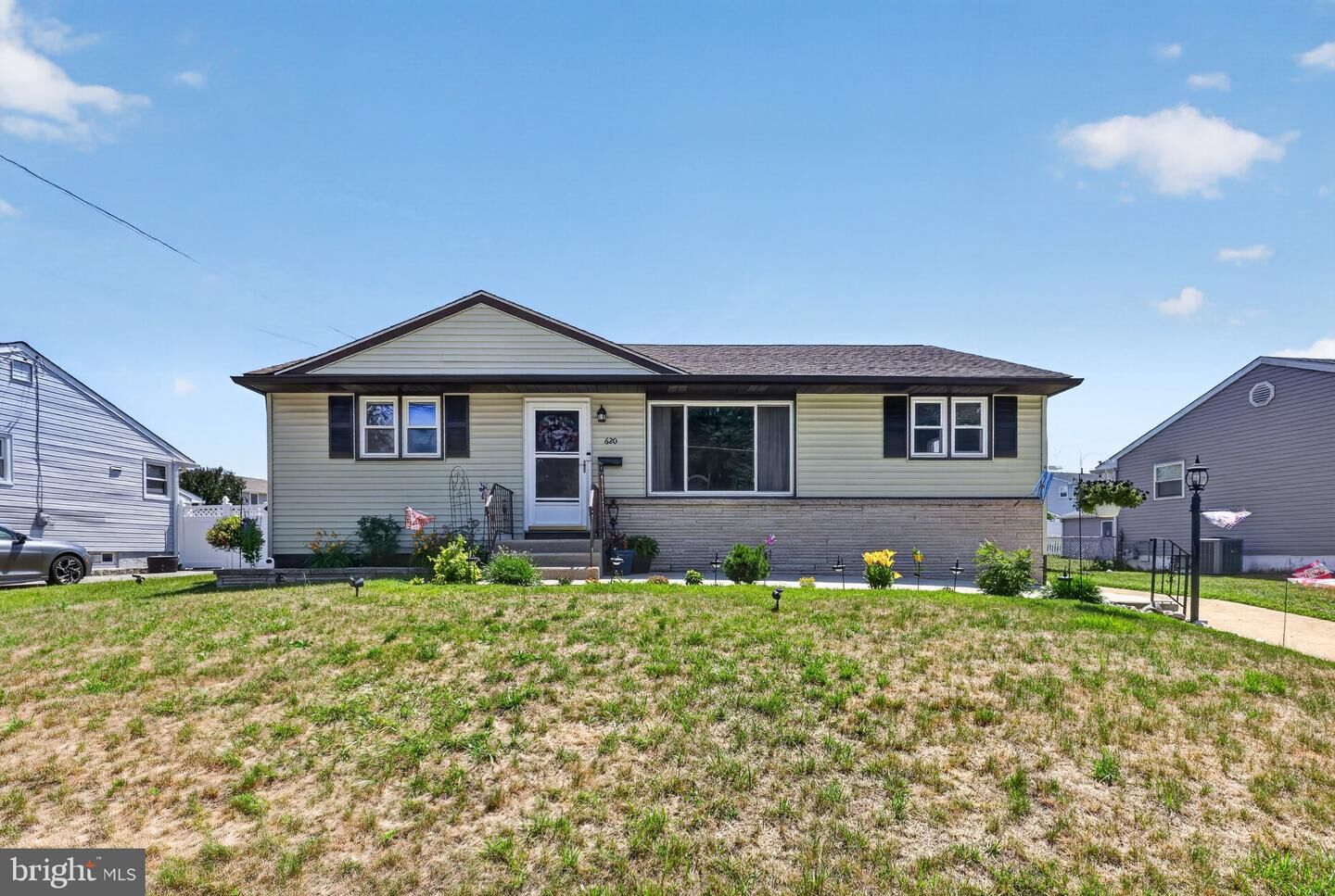 Property Photo:  620 W 3rd Avenue  NJ 08078 