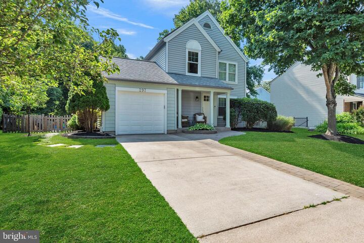 Property Photo:  297 Tolstoy Lane  MD 21146 