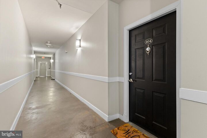 Property Photo: 12949 Centre Park Circle 404 VA 20171