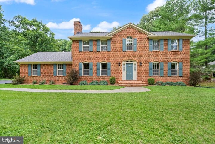 Property Photo:  4554 Canter Ln  VA 20187 