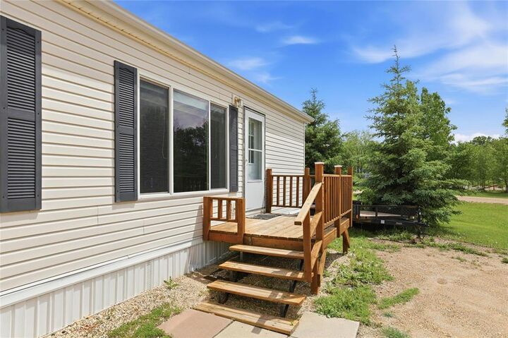 Photo de la propriété: 211 Macaire Avenue South MB R0A 1T0