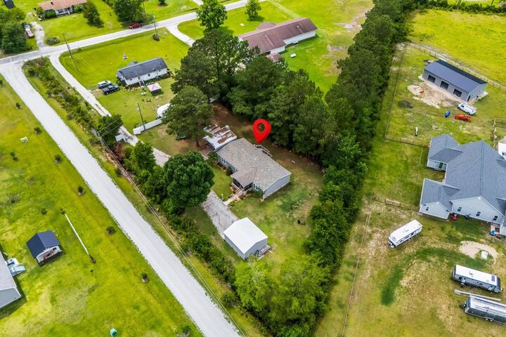 Property Photo:  1105 Woodrow Ln.  SC 29569 