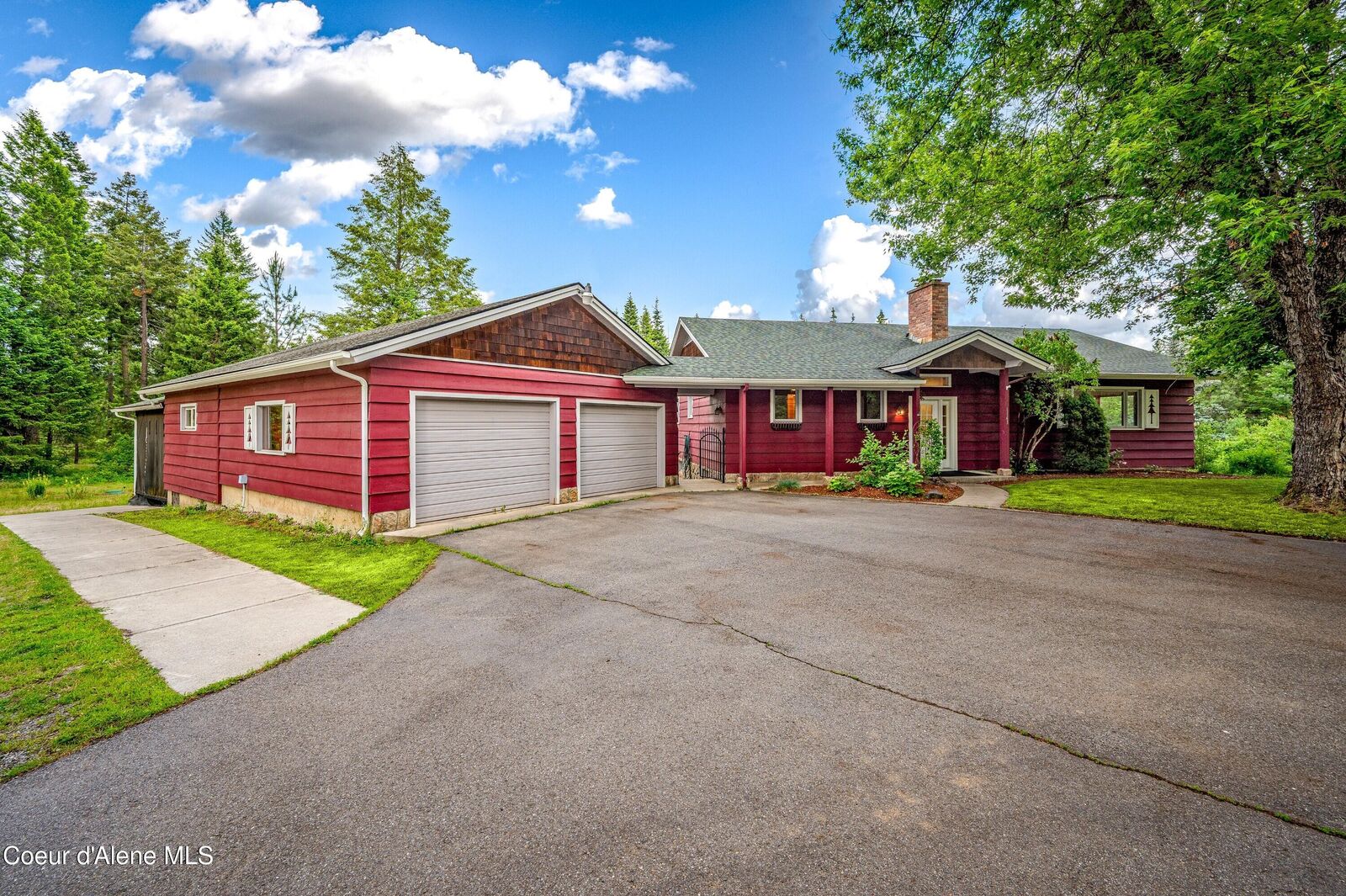 Property Photo: 1143 E Rookery Rd ID 83835