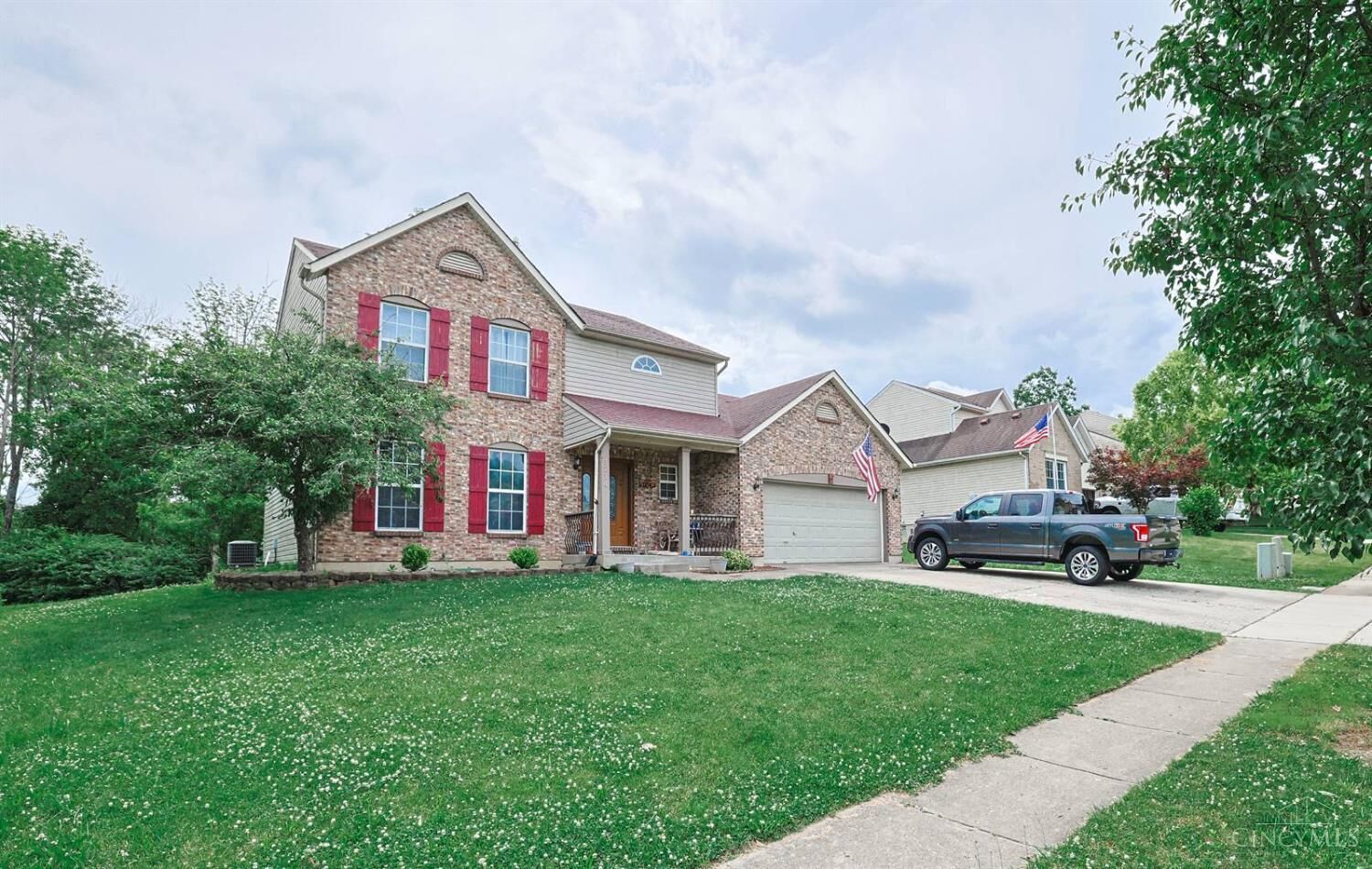Property Photo: 1214 Poplar Hill Drive OH 45036