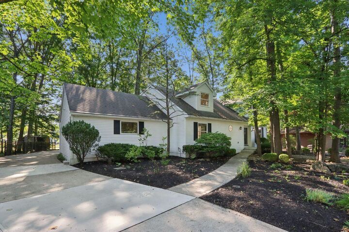 Property Photo: 730 Mohican Way OH 43081