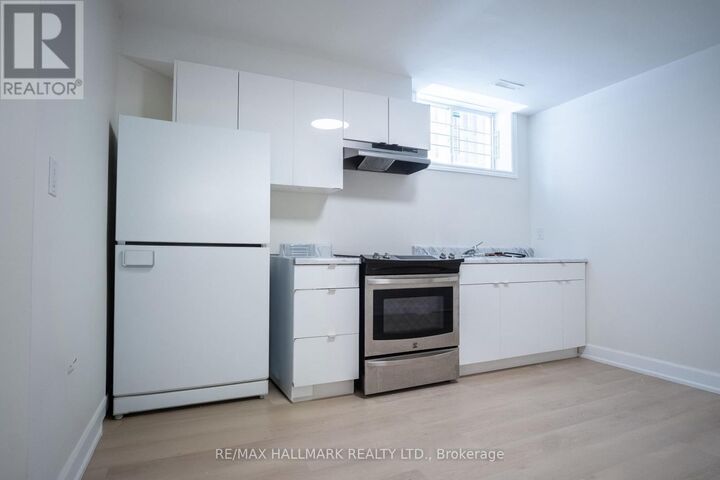 Property Photo:  118 Fairholme Avenue Basement 1  ON M6B 2W9 
