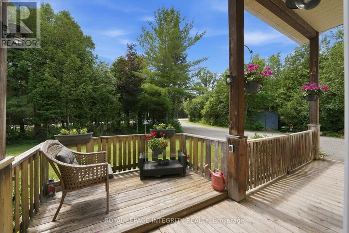 Property Photo:  215 Davis Road  ON K0G 1N0 