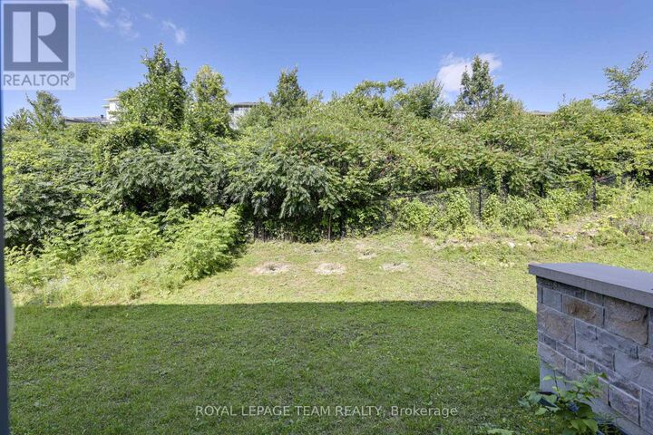 Property Photo:  145 Boundstone Way  ON K2T 0E2 
