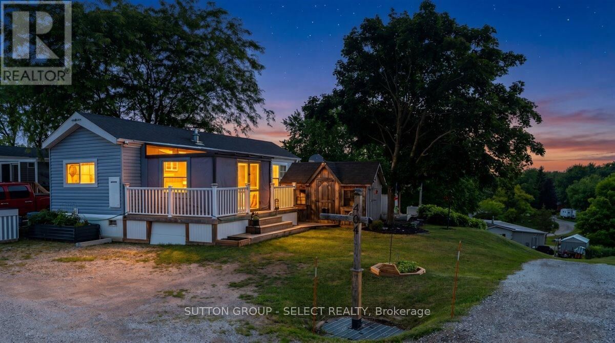 Property Photo: 8685 Rock Glen Road 404 ON N0M 1B0
