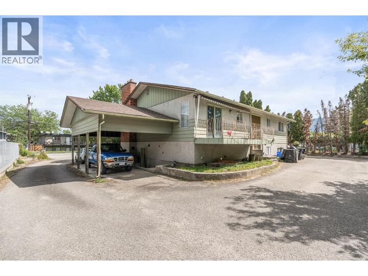 Property Photo: 3706 24 Avenue BC V1T 1L9