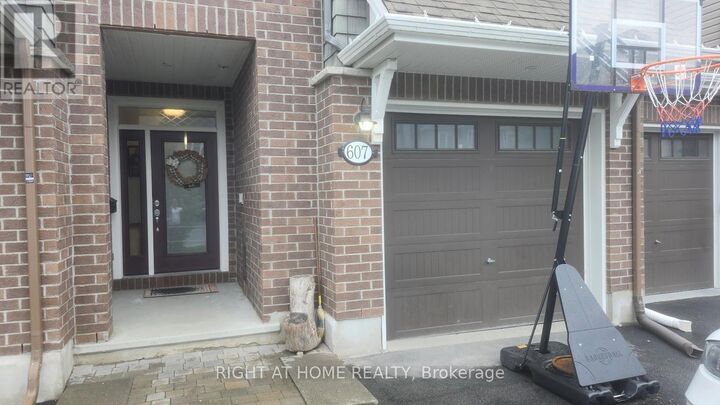 Property Photo:  607 Egret Way  ON K2J 6K9 