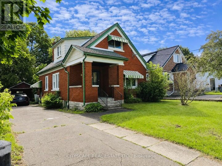 Property Photo:  238 Lancaster Street West  ON N2H 4V1 