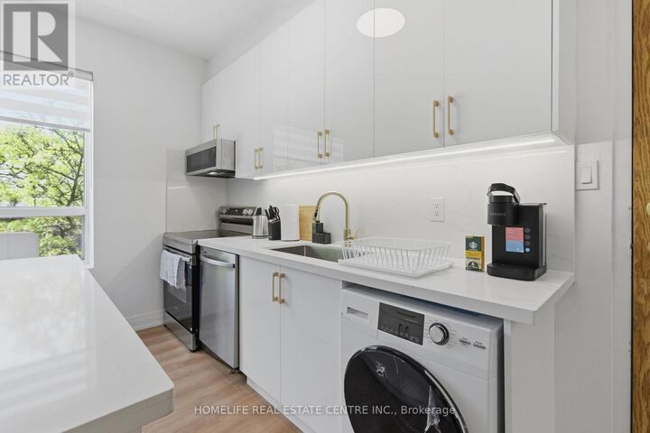 Property Photo: 223 Jameson Avenue 201 ON M6K 2Y7