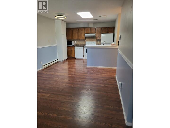 Property Photo:  601 Wade Avenue West 105  BC V2A 1V6 