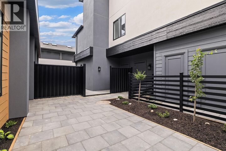 Property Photo: 662 Birch Avenue 3 BC V1Y 3H1