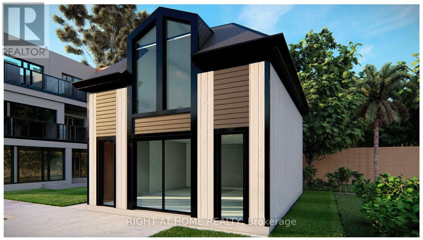 Property Photo:  1103 Dufferin Street  ON M6H 4B5 