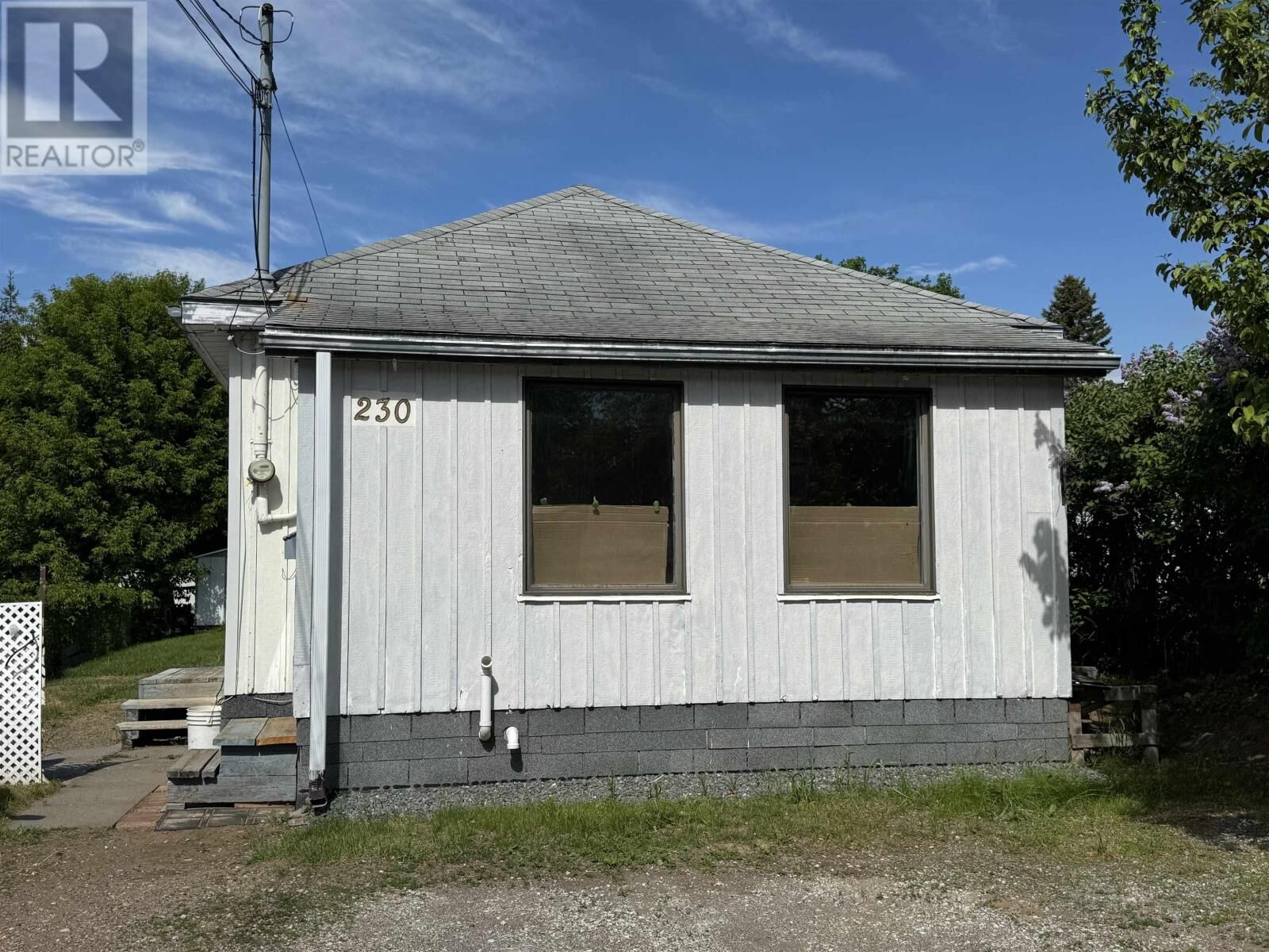 Property Photo:  230 Brent St.  ON P7A 5T8 