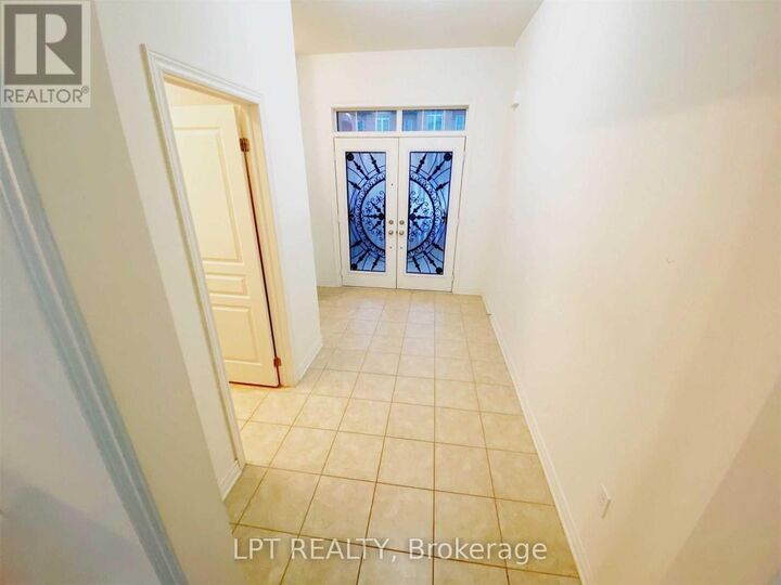 Property Photo: 35 Humberstone Crescent ON L7A 4C2