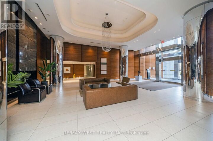 Property Photo:  1 Valhalla Inn Road 905  ON M9B 1S9 