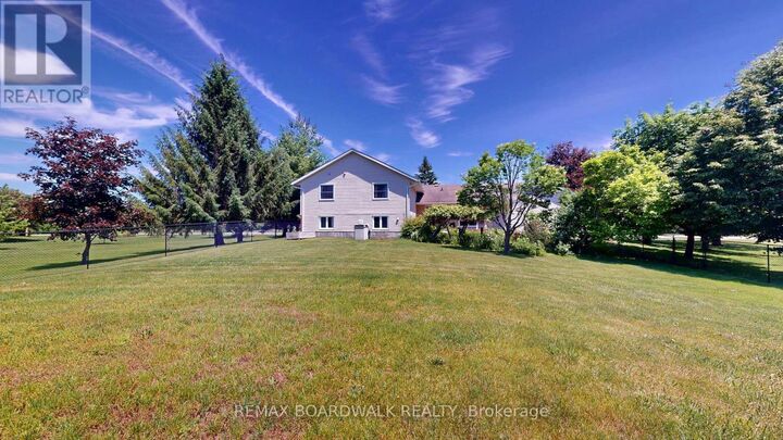 Property Photo:  4 St George Street  ON K0E 1M0 