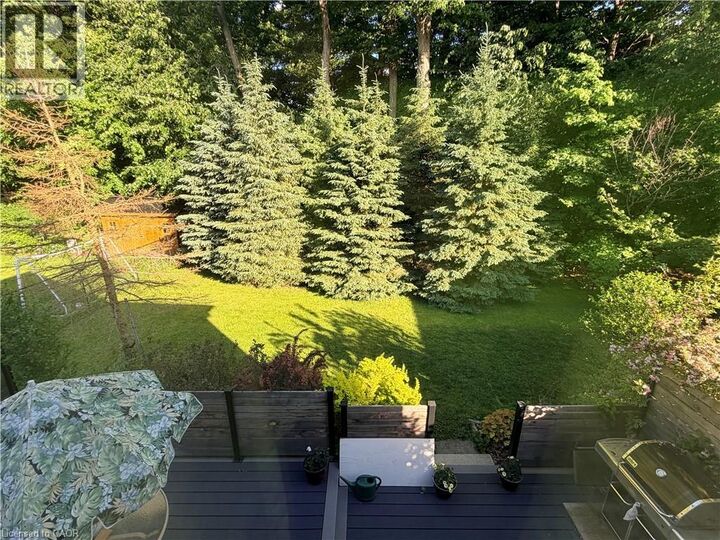 Property Photo:  765 Chesapeake Drive  ON N2K 4G3 
