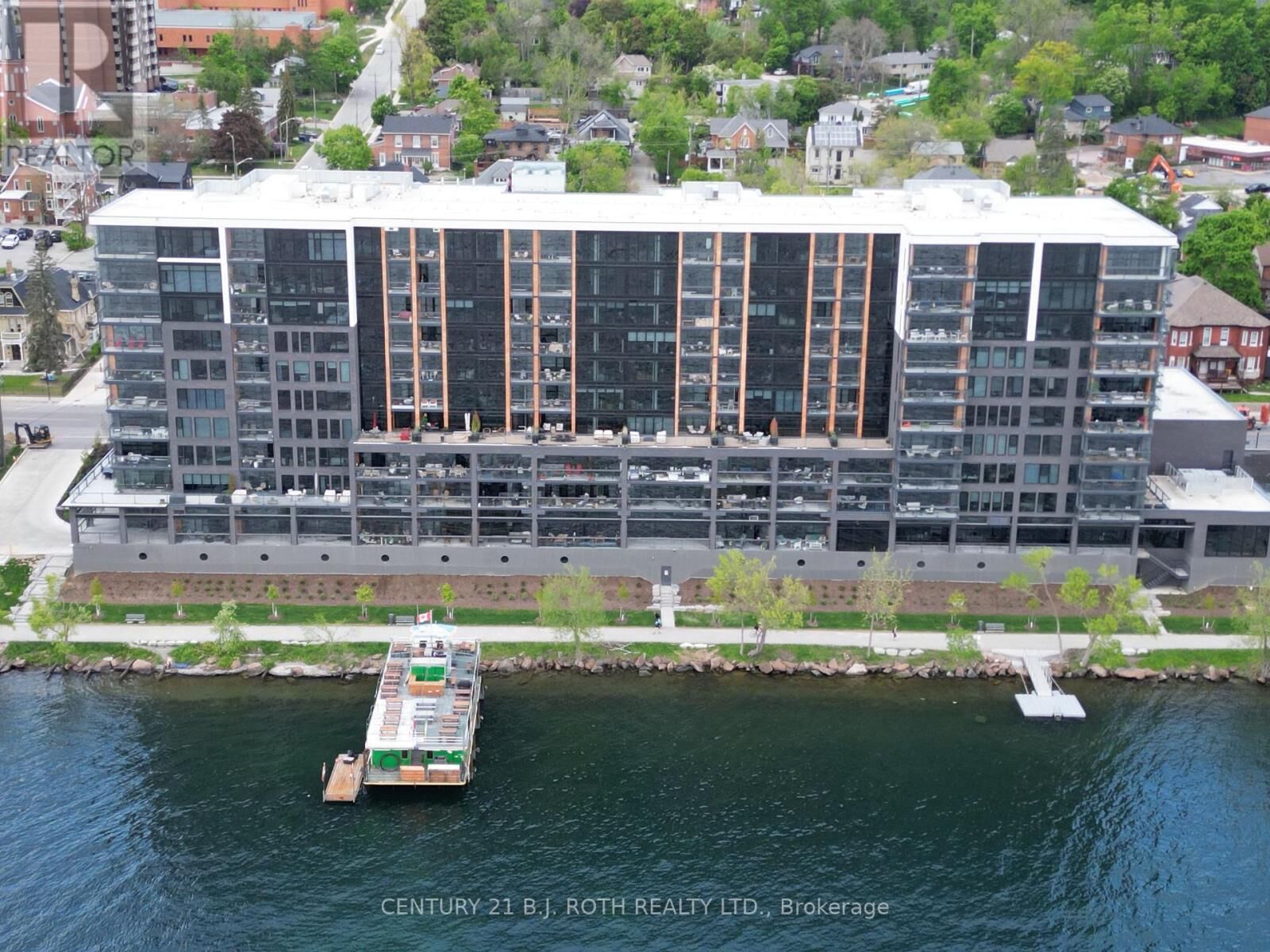Property Photo: 185 Dunlop Street East 301 ON L4M 1B2