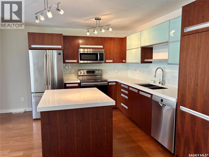 Property Photo:  801 1015 Patrick Crescent  SK S7W 0M4 