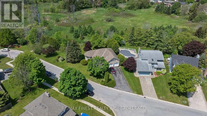 Property Photo:  941 Malvern Terrace  ON K7P 2Y6 