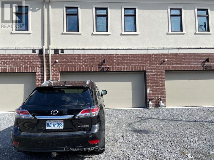 Property Photo:  1412 19th Avenue  ON L4E 3R4 