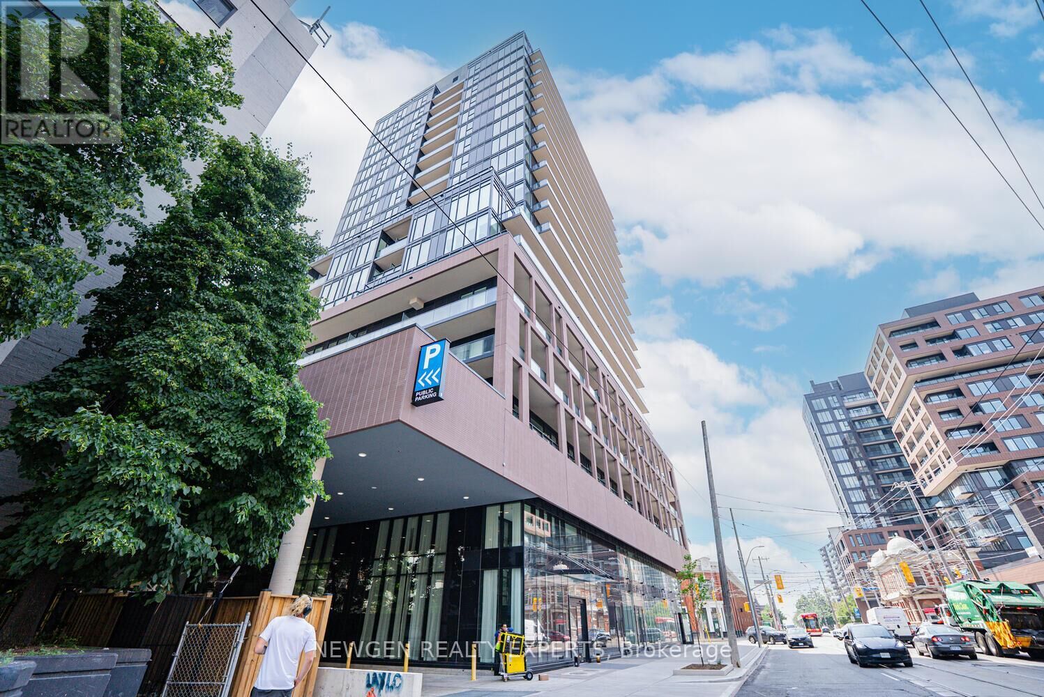 Property Photo:  285 Dufferin Street 1203  ON M6K 0J2 