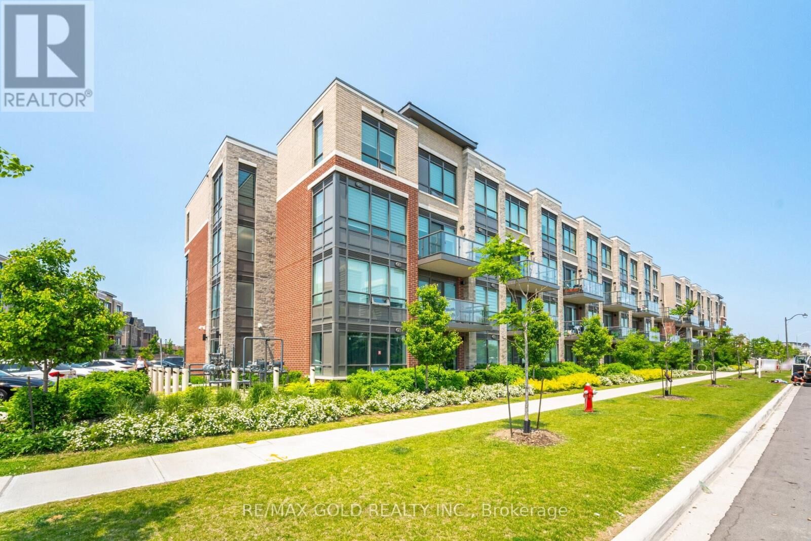 Property Photo:  95 Attmar Drive 307  ON L6P 0Y6 