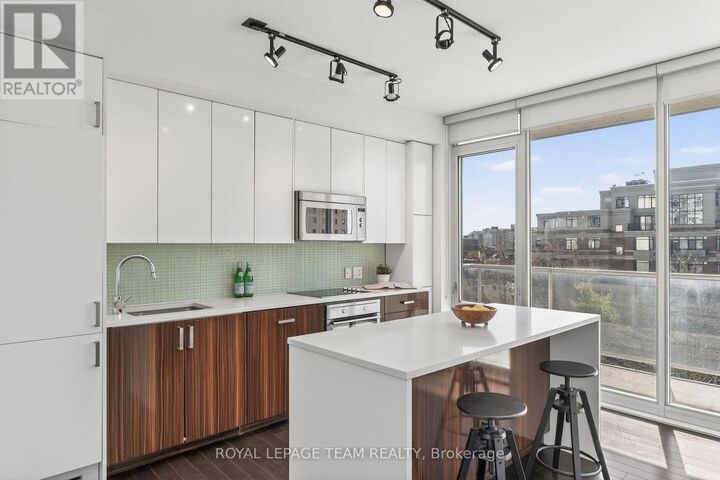 Property Photo:  300 Lisgar Street 604  ON K2P 0E2 