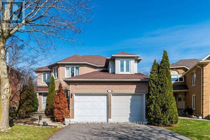 Property Photo: 33 Strathroy Crescent ON L8B 0K9