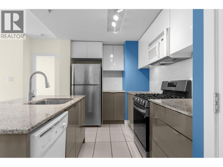 Property Photo:  4808 Hazel Street 509  BC V5H 0A2 