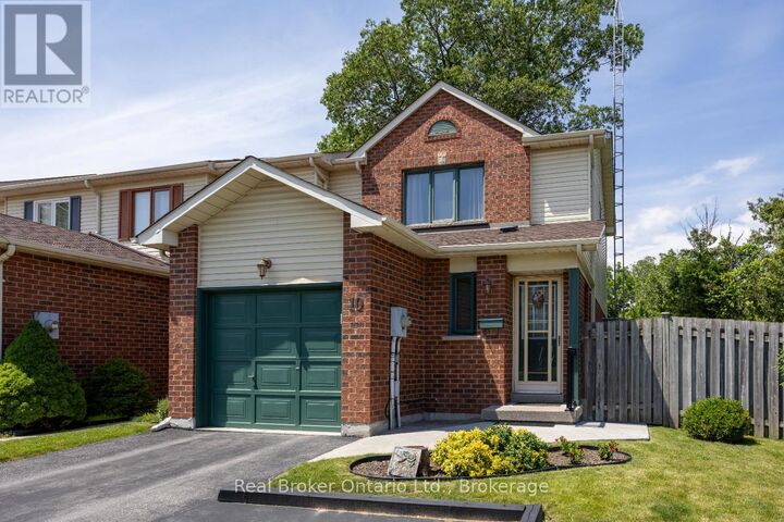 Property Photo: 10 Climie Court ON L1C 4P5