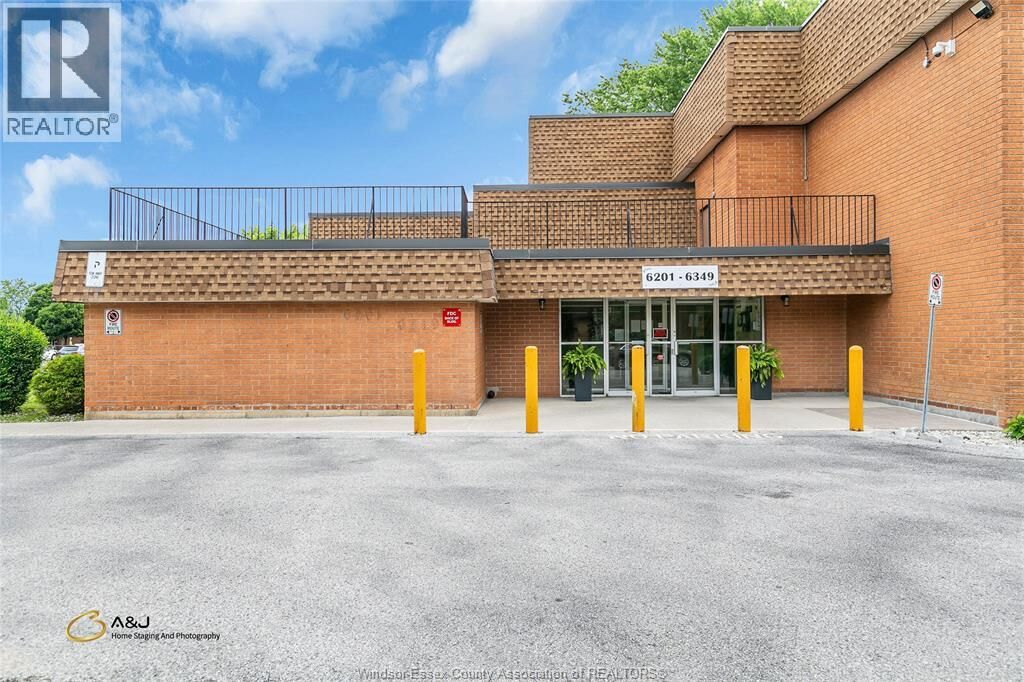 Property Photo:  6311 Thornberry Crescent 300  ON N8T 3A5 