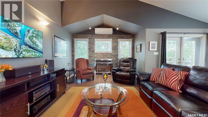 Property Photo:  1347 Hleck Place N  SK S4X 4R2 