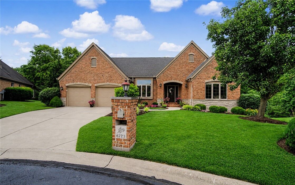 Property Photo: 6723 Rosezita Lane OH 45459